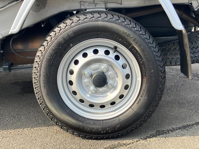 ハイゼットトラックジャンボエクストラＬＥＤヘッドランプ　シートスライド＆リクライニング機構　荷台ステップ　オーバーヘッドシェルフ　マニュアルエアコン　コーナーセンサー（静岡県）の中古車