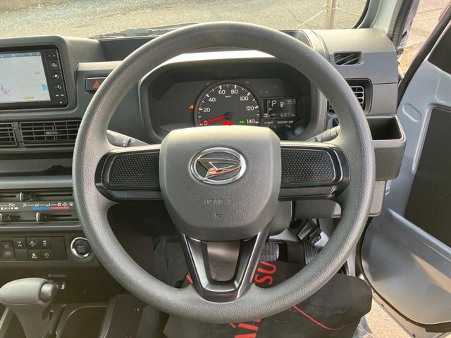 ハイゼットトラックジャンボエクストラＬＥＤヘッドランプ　シートスライド＆リクライニング機構　荷台ステップ　オーバーヘッドシェルフ　マニュアルエアコン　コーナーセンサー（静岡県）の中古車