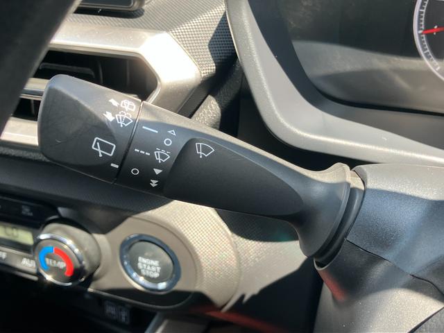 ロッキーG17インチアルミホイール UVIRカット遮音ガラス フルLEDヘッドランプ 運転席・助手席シートヒーター ウレタンステアリングホイール 本革シフトノブ アクティブマルチインフォメーションメーター(静岡県)の中古車