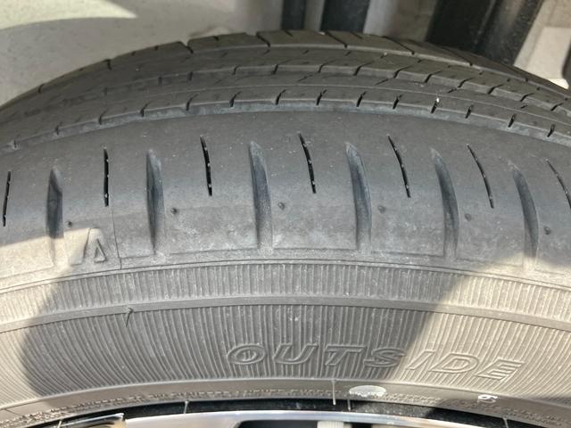 タントカスタムＸ１４インチアルミホイール　大型エアロバンパー　フルＬＥＤヘッドランプ　オート格納式カラードドアミラー　両側パワースライドドア　キーフリーシステム　プッシュボタンスタート（静岡県）の中古車