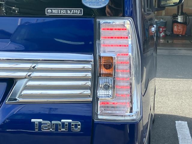 タントカスタムＲＳ　ＳＡIII１５インチアルミホイール　大型エアロバンパー　ＬＥＤヘッドランプ　オート格納式カラードドアミラー　本革巻ステアリングホイール　両側パワースライドドア（静岡県）の中古車