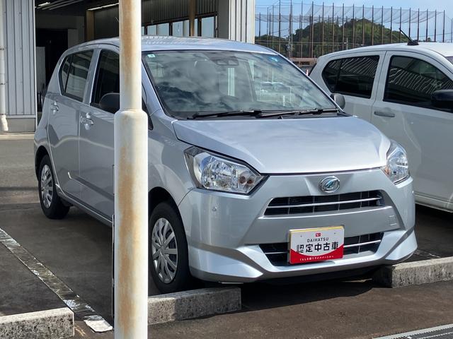 ミライースL SAIII13インチフルホイールキャップ マルチリフレクターハロゲンヘッドランプ 可倒式ドアミラー 自発光式デジタルメーターアンバーイルミネーションメーター マニュアルエアコン(ダイヤル式) キーレスエントリー(静岡県)の中古車