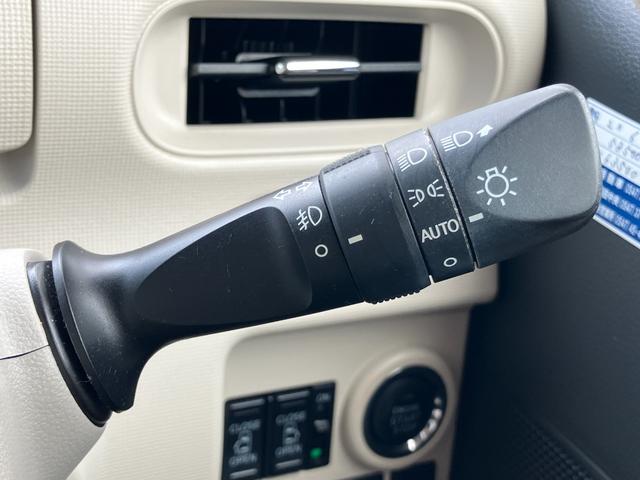 ムーヴキャンバスXリミテッドメイクアップ SAIII14インチフルホイールキャップ キーフリーシステム 両側パワースライドドア オートエアコン(プッシュ式) オートライト 置きラクボックス(静岡県)の中古車