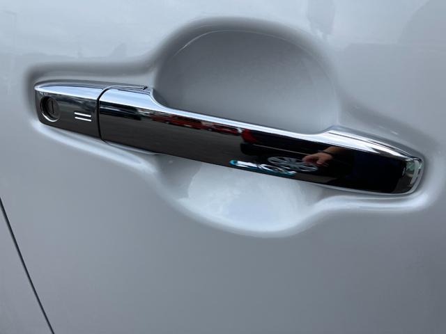 タントカスタムＸ１４インチアルミホイール　大型エアロバンパー　フルＬＥＤヘッドランプ　オート格納式カラードドアミラー　両側パワースライドドア　キーフリーシステム　プッシュボタンスタート（静岡県）の中古車