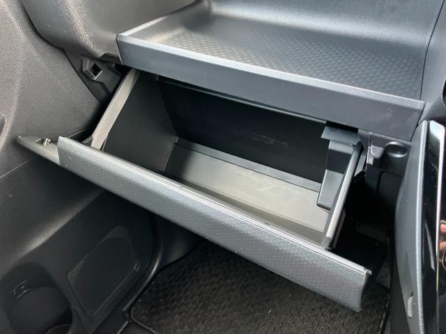タントカスタムＸ１４インチアルミホイール　大型エアロバンパー　フルＬＥＤヘッドランプ　オート格納式カラードドアミラー　両側パワースライドドア　キーフリーシステム　プッシュボタンスタート（静岡県）の中古車