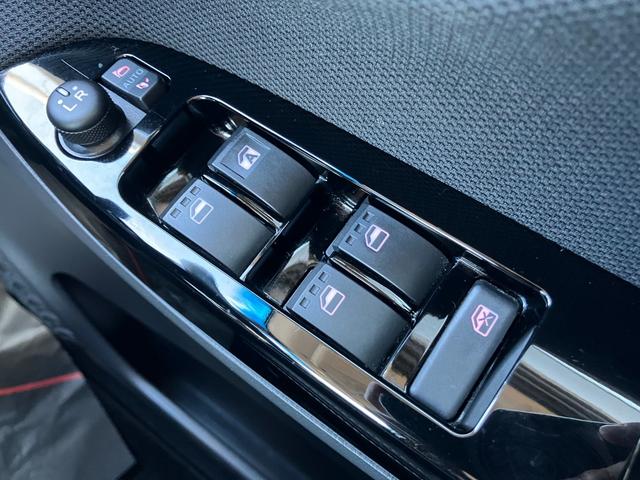 ムーヴカスタム RS ハイパーSAIIILEDヘッドライト 15インチアルミホイール キーフリーシステム チルトステアリング UVカットガラス 運転席シートリフター(静岡県)の中古車