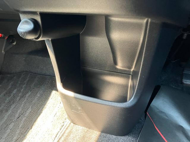 ムーヴカスタム RS ハイパーSAIIILEDヘッドライト 15インチアルミホイール キーフリーシステム チルトステアリング UVカットガラス 運転席シートリフター(静岡県)の中古車