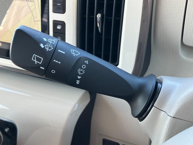 ムーヴキャンバスGメイクアップ SAIII14インチフルホイールキャップ LEDヘッドランプ キーフリーシステム 両側パワースライドドア オートエアコン(プッシュ式) オートライト 置きラクボックス(静岡県)の中古車