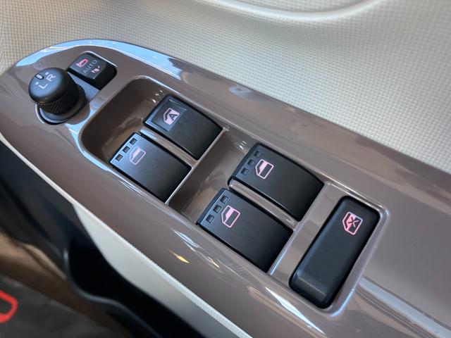 ムーヴキャンバスGメイクアップ SAIII14インチフルホイールキャップ LEDヘッドランプ キーフリーシステム 両側パワースライドドア オートエアコン(プッシュ式) オートライト 置きラクボックス(静岡県)の中古車