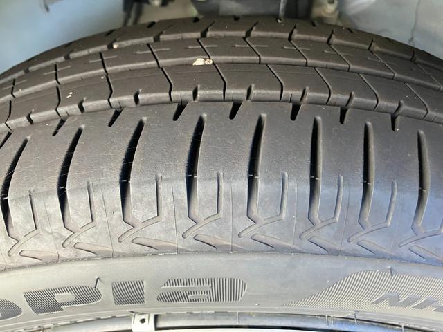 ムーヴキャンバスGメイクアップリミテッド SAIII14インチフルホイールキャップ LEDヘッドランプ キーフリーシステム 両側パワースライドドア オートエアコン(プッシュ式) オートライト 置きラクボックス(静岡県)の中古車