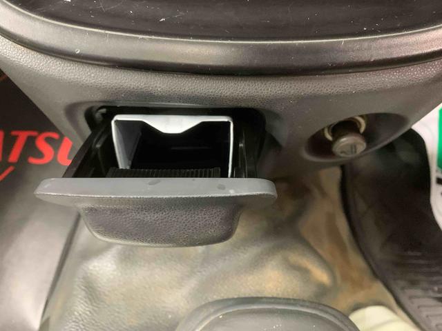ハイゼットトラックエアコン・パワステ　スペシャル　４ＷＤ　５ＭＴ　保証付き記録簿　取扱説明書　ラジオ　タイヤ新品　ワンオーナー　エアコン　パワーステアリング（静岡県）の中古車