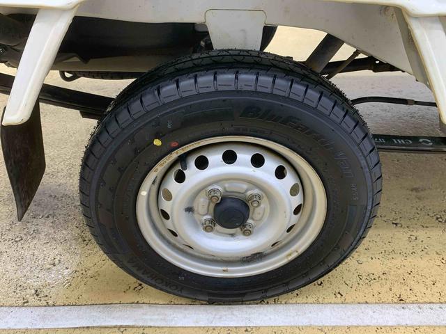ハイゼットトラックエアコン・パワステ　スペシャル　４ＷＤ　５ＭＴ　保証付き記録簿　取扱説明書　ラジオ　タイヤ新品　ワンオーナー　エアコン　パワーステアリング（静岡県）の中古車