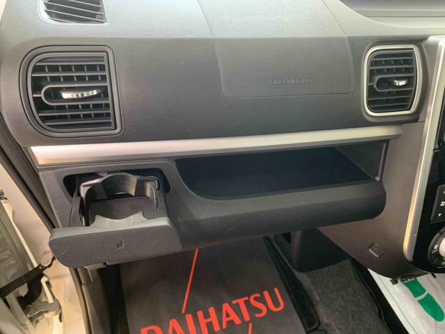 タントカスタムＲＳ　トップエディションＳＡIII　保証付きタイヤ神秘　ナビ　バックカメラ（静岡県）の中古車