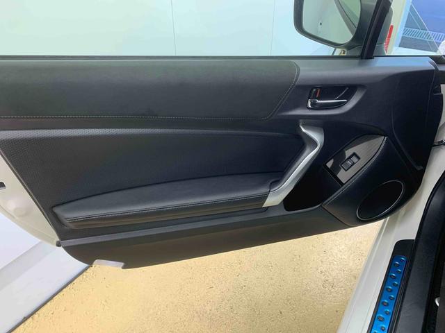 86GTリミテッド ナビまごころ保証1年付き 記録簿 取扱説明書 ドラレコ ETC バックカメラ スマートキー アルミホイール ワンオーナー エアバッグ エアコン パワーステアリング パワーウィンドウ ABS(静岡県)の中古車