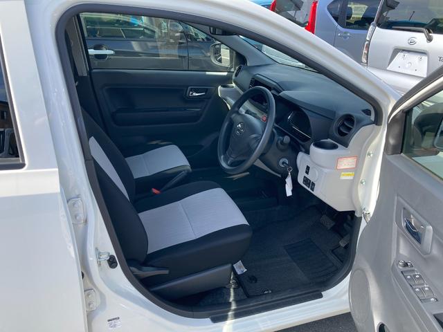 ミライースＸ　ＳＡIII１４インチフルホイールキャップ　ＬＥＤヘッドランプ　電動格納式（カラード）ドアミラー　自発光式デジタルメーターブルーイルミネーションメーター　マニュアルエアコン（ダイヤル式）　キーレスエントリー（静岡県）の中古車