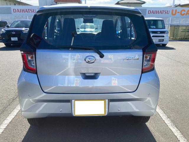 ミライースＬ　ＳＡIII１３インチフルホイールキャップ　マルチリフレクターハロゲンヘッドランプ　可倒式ドアミラー　自発光式デジタルメーターアンバーイルミネーションメーター　マニュアルエアコン（ダイヤル式）　キーレスエントリー（静岡県）の中古車