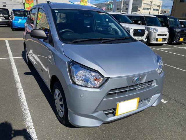 ミライースＬ　ＳＡIII１３インチフルホイールキャップ　マルチリフレクターハロゲンヘッドランプ　可倒式ドアミラー　自発光式デジタルメーターアンバーイルミネーションメーター　マニュアルエアコン（ダイヤル式）　キーレスエントリー（静岡県）の中古車