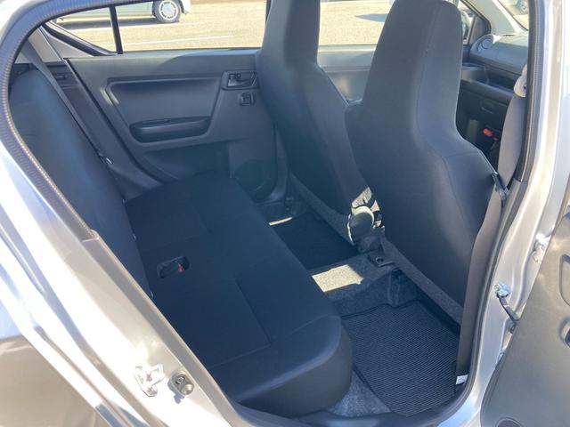 ミライースＬ　ＳＡIII１３インチフルホイールキャップ　マルチリフレクターハロゲンヘッドランプ　可倒式ドアミラー　自発光式デジタルメーターアンバーイルミネーションメーター　マニュアルエアコン（ダイヤル式）　キーレスエントリー（静岡県）の中古車