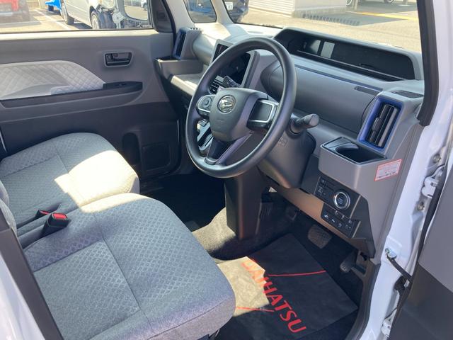 タントＸセレクション３６０度スーパーＵＶＩＲカットガラス　格納式シートバックテーブル　シートバックポケット　運転席シートリフター　チルトステアリング　シートヒーター　リヤヒーターダクト（静岡県）の中古車