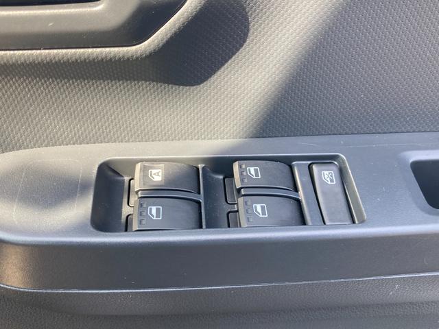 ミライースＬ　ＳＡIII１３インチフルホイールキャップ　マルチリフレクターハロゲンヘッドランプ　可倒式ドアミラー　自発光式デジタルメーターアンバーイルミネーションメーター　マニュアルエアコン（ダイヤル式）　キーレスエントリー（静岡県）の中古車