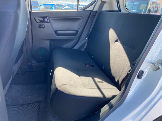 ミライースＬ　ＳＡIII１３インチフルホイールキャップ　マルチリフレクターハロゲンヘッドランプ　可倒式ドアミラー　自発光式デジタルメーターアンバーイルミネーションメーター　マニュアルエアコン（ダイヤル式）　キーレスエントリー（静岡県）の中古車