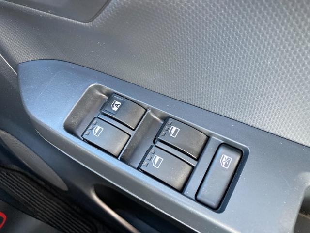 ミライースＬ　ＳＡIII１３インチフルホイールキャップ　マルチリフレクターハロゲンヘッドランプ　可倒式ドアミラー　自発光式デジタルメーターアンバーイルミネーションメーター　マニュアルエアコン（ダイヤル式）　キーレスエントリー（静岡県）の中古車