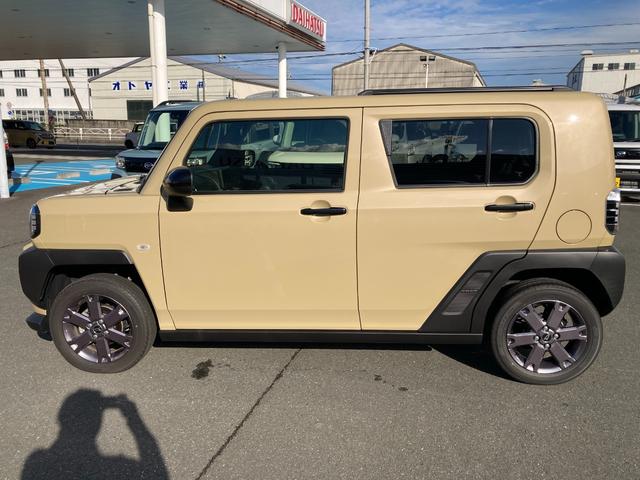 タフトG ダーククロムベンチャー15インチアルミホイール オートレベリング機能付フルLEDヘッドランプ LEDフォグランプ 本革巻ステアリングホイール 本革巻インパネセンターシフト キーフリーシステム プッシュボタンスタート(静岡県)の中古車