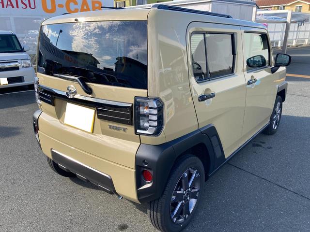 タフトG ダーククロムベンチャー15インチアルミホイール オートレベリング機能付フルLEDヘッドランプ LEDフォグランプ 本革巻ステアリングホイール 本革巻インパネセンターシフト キーフリーシステム プッシュボタンスタート(静岡県)の中古車