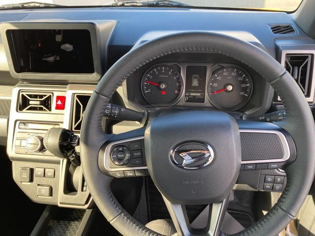 タフトG ダーククロムベンチャー15インチアルミホイール オートレベリング機能付フルLEDヘッドランプ LEDフォグランプ 本革巻ステアリングホイール 本革巻インパネセンターシフト キーフリーシステム プッシュボタンスタート(静岡県)の中古車