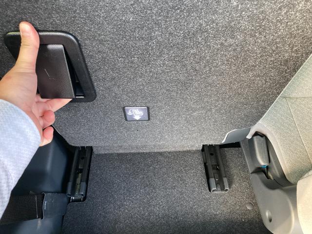 タントX 雹害車14インチフルホイールキャップ フルLEDヘッドランプ オート格納式カラードドアミラー 左側パワースライドドア TFTカラーマルチインフォメーションディスプレイ フルファブリックシート(静岡県)の中古車