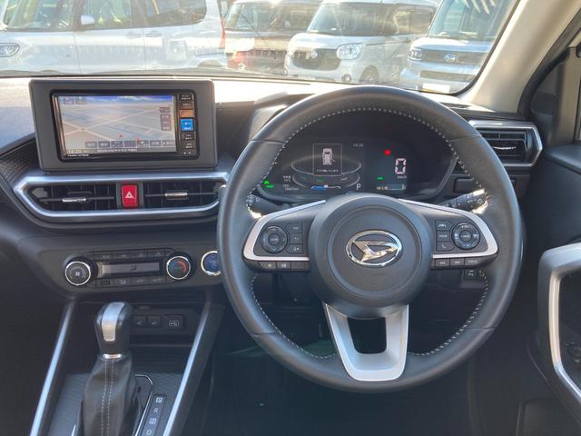 ロッキープレミアムＧ　ＨＥＶ１７インチアルミホイール　ＵＶＩＲカット遮音ガラス　フルＬＥＤヘッドランプ　キーフリーシステム　革巻きステアリングホイール　本革シフトノブ　アクティブマルチインフォメーションメーター（静岡県）の中古車