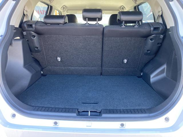 ロッキープレミアムＧ　ＨＥＶ１７インチアルミホイール　ＵＶＩＲカット遮音ガラス　フルＬＥＤヘッドランプ　キーフリーシステム　革巻きステアリングホイール　本革シフトノブ　アクティブマルチインフォメーションメーター（静岡県）の中古車