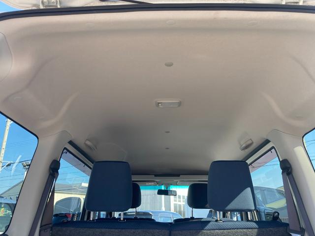 ハイゼットカーゴクルーズ２ＷＤ　ＭＴ　マニュアルエアコン（ダイヤル式）　パワーウィンドウ　電動格納ドアミラー　キーレスエントリー　オーバーヘッドシェルフ　ハロゲンヘッドライト（静岡県）の中古車