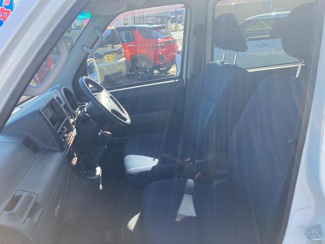 ハイゼットカーゴクルーズ２ＷＤ　ＭＴ　マニュアルエアコン（ダイヤル式）　パワーウィンドウ　電動格納ドアミラー　キーレスエントリー　オーバーヘッドシェルフ　ハロゲンヘッドライト（静岡県）の中古車