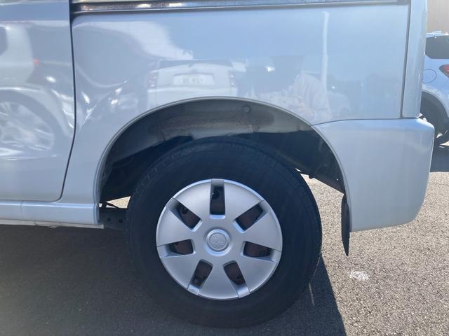 ハイゼットカーゴクルーズ２ＷＤ　ＭＴ　マニュアルエアコン（ダイヤル式）　パワーウィンドウ　電動格納ドアミラー　キーレスエントリー　オーバーヘッドシェルフ　ハロゲンヘッドライト（静岡県）の中古車