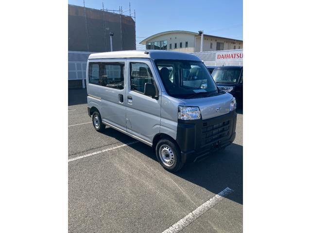 ハイゼットカーゴスペシャル２ＷＤ　ＣＶＴ　プリントレザーシート　アッパートレイ　ユースフルナット（３１か所）（静岡県）の中古車