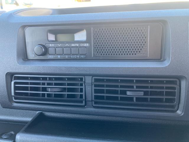 ハイゼットカーゴスペシャル２ＷＤ　ＣＶＴ　プリントレザーシート　アッパートレイ　ユースフルナット（３１か所）（静岡県）の中古車