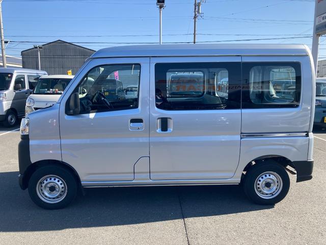 ハイゼットカーゴスペシャル２ＷＤ　ＣＶＴ　プリントレザーシート　アッパートレイ　ユースフルナット（３１か所）（静岡県）の中古車