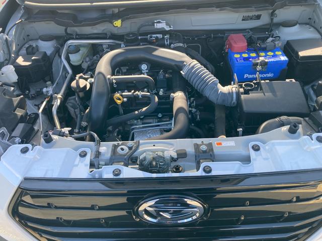 ロッキープレミアム１７インチアルミホイール　ＵＶＩＲカット遮音ガラス　フルＬＥＤヘッドランプ　キーフリーシステム　革巻きステアリングホイール　本革シフトノブ　アクティブマルチインフォメーションメーター（静岡県）の中古車