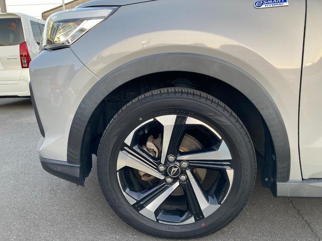 ロッキープレミアムＧ　ＨＥＶ１７インチアルミホイール　ＵＶＩＲカット遮音ガラス　フルＬＥＤヘッドランプ　キーフリーシステム　革巻きステアリングホイール　本革シフトノブ　アクティブマルチインフォメーションメーター（静岡県）の中古車