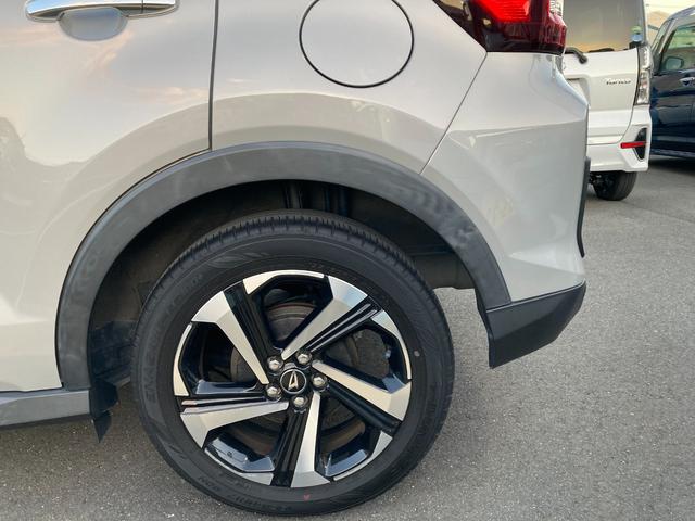 ロッキープレミアムＧ　ＨＥＶ１７インチアルミホイール　ＵＶＩＲカット遮音ガラス　フルＬＥＤヘッドランプ　キーフリーシステム　革巻きステアリングホイール　本革シフトノブ　アクティブマルチインフォメーションメーター（静岡県）の中古車