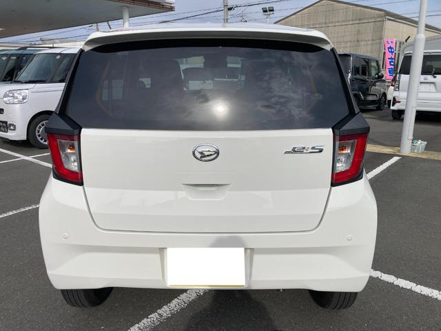 ミライースＸ　ＳＡIII１４インチフルホイールキャップ　ＬＥＤヘッドランプ　電動格納式（カラード）ドアミラー　自発光式デジタルメーターブルーイルミネーションメーター　マニュアルエアコン（ダイヤル式）　キーレスエントリー（静岡県）の中古車