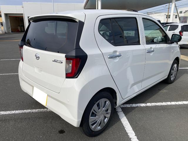 ミライースＸ　ＳＡIII１４インチフルホイールキャップ　ＬＥＤヘッドランプ　電動格納式（カラード）ドアミラー　自発光式デジタルメーターブルーイルミネーションメーター　マニュアルエアコン（ダイヤル式）　キーレスエントリー（静岡県）の中古車