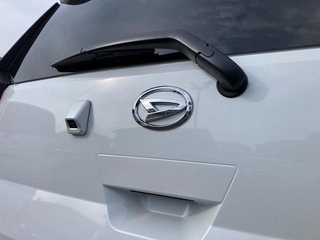 ミライースＸ　ＳＡIII１４インチフルホイールキャップ　ＬＥＤヘッドランプ　電動格納式（カラード）ドアミラー　自発光式デジタルメーターブルーイルミネーションメーター　マニュアルエアコン（ダイヤル式）　キーレスエントリー（静岡県）の中古車