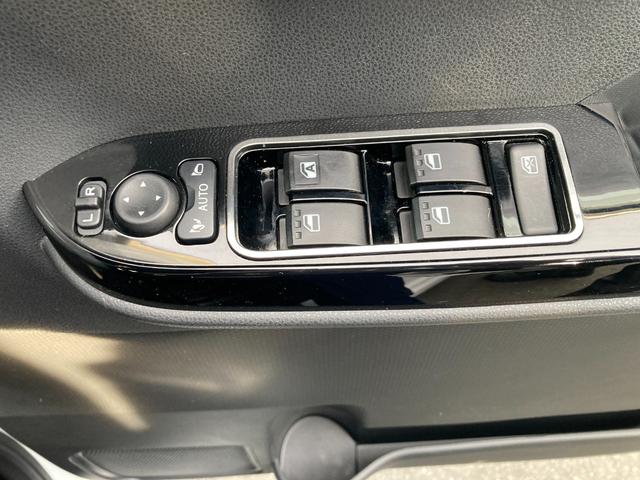 タントカスタムＲＳ１５インチアルミホイール　キーフリーシステム　プッシュボタンスタート　オートエアコン（プッシュ式）　フルＬＥＤヘッドランプ　オート格納式カラードドアミラー　本革巻ステアリングホイール（静岡県）の中古車