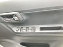 １４インチアルミホイール　ＬＥＤヘッドランプ　電動格納式（カラード）ドアミラー　自発光式デジタルメーターブルイルミネーションメーター　マニュアルエアコン（ダイヤル式）　キーレスエントリー（静岡県）の中古車