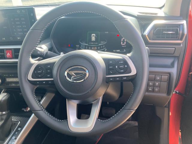 ロッキープレミアムアルミホイール　ＵＶＩＲカット遮音ガラス　フルＬＥＤヘッドランプ　　本革シフトノブ　アクティブマルチインフォメーションメーター　キーフリーシステム（静岡県）の中古車