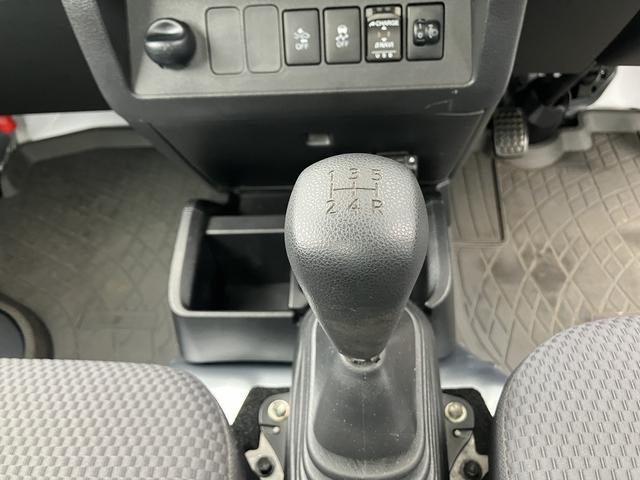ハイゼットトラックエクストラＳＡIIIｔ２ＷＤ　ＭＴ　キーレスエントリー　パワーウィンドウ　エアコン　パワードアロック　スモークドガラス（リヤウインドウ）　ＵＶカットガラス（静岡県）の中古車