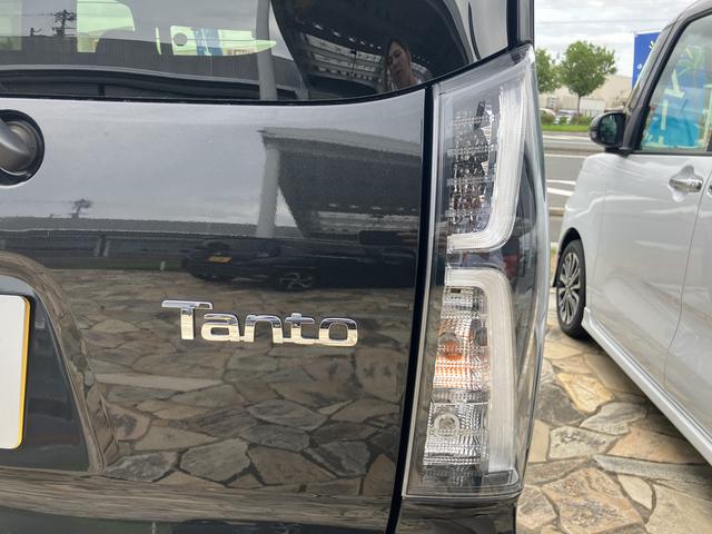 タントカスタムＲＳ１５インチアルミホイール　キーレスエントリー　プッシュボタンスタート　オートエアコン（プッシュ式）　フルＬＥＤヘッドランプ　オート格納式カラードドアミラー　本革巻ステアリングホイール（静岡県）の中古車