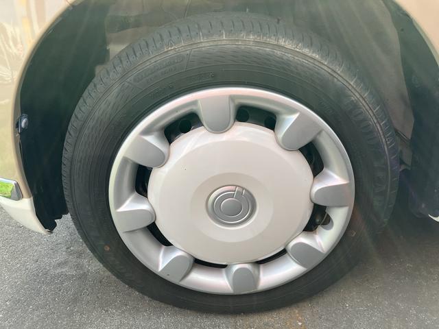 ムーヴキャンバスＸリミテッドメイクアップ　ＳＡIII１４インチフルホイールキャップ　キーフリーシステム　両側パワースライドドア　オートエアコン（プッシュ式）　オートライト　置きラクボックス（静岡県）の中古車